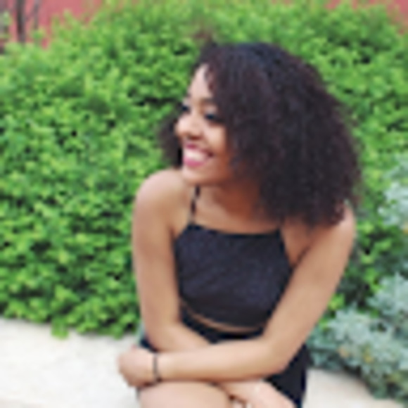 Meet your Posher, Daph - Picture 1 of 1